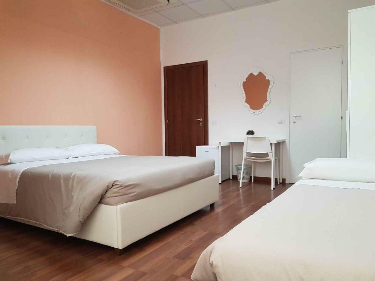 Hotel Piramide Reggio nell'Emilia Zewnętrze zdjęcie