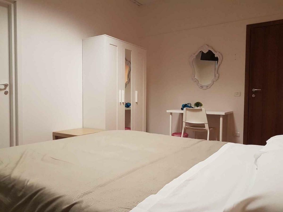Hotel Piramide Reggio nell'Emilia Zewnętrze zdjęcie