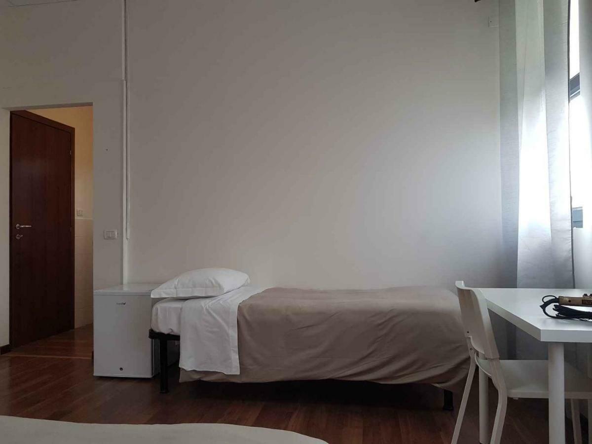 Hotel Piramide Reggio nell'Emilia Zewnętrze zdjęcie