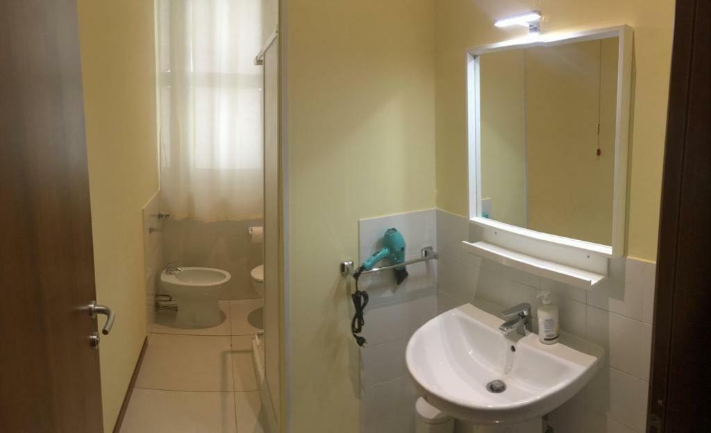 Hotel Piramide Reggio nell'Emilia Zewnętrze zdjęcie